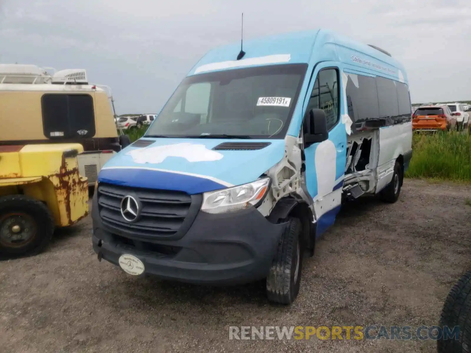 2 Фотография поврежденного автомобиля WDZPF1CD4KT000554 MERCEDES-BENZ SPRINTER 2019