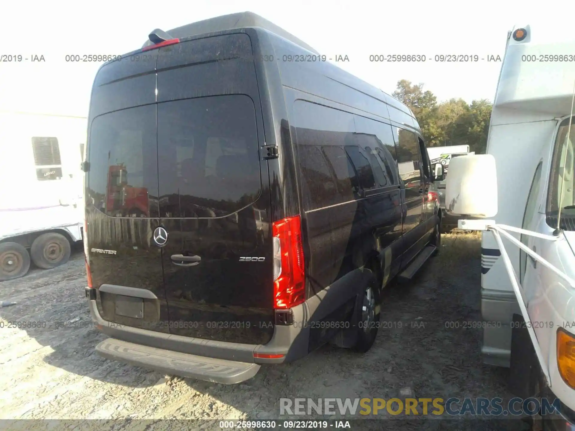 4 Фотография поврежденного автомобиля WDZPF1CD4KT001008 MERCEDES-BENZ SPRINTER 2019