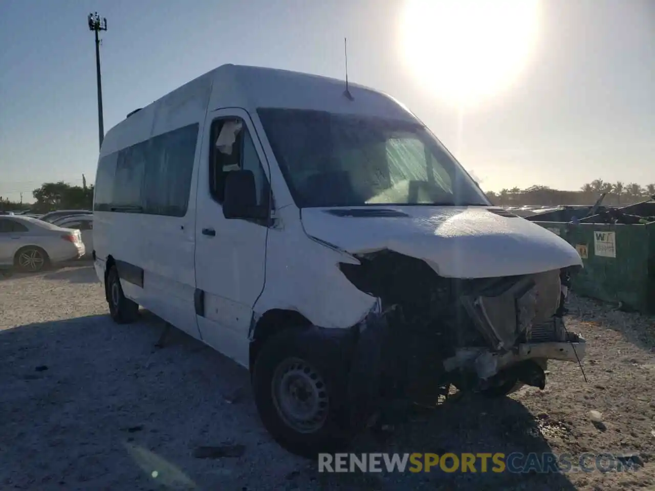 1 Photograph of a damaged car WDZPF1CD7KT001116 MERCEDES-BENZ SPRINTER 2019