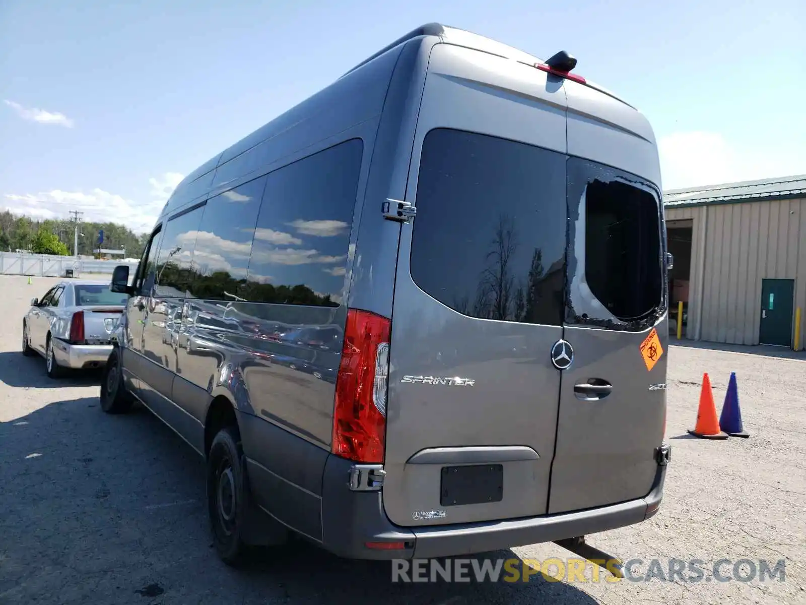 3 Фотография поврежденного автомобиля WDZPF1CDXKT003443 MERCEDES-BENZ SPRINTER 2019