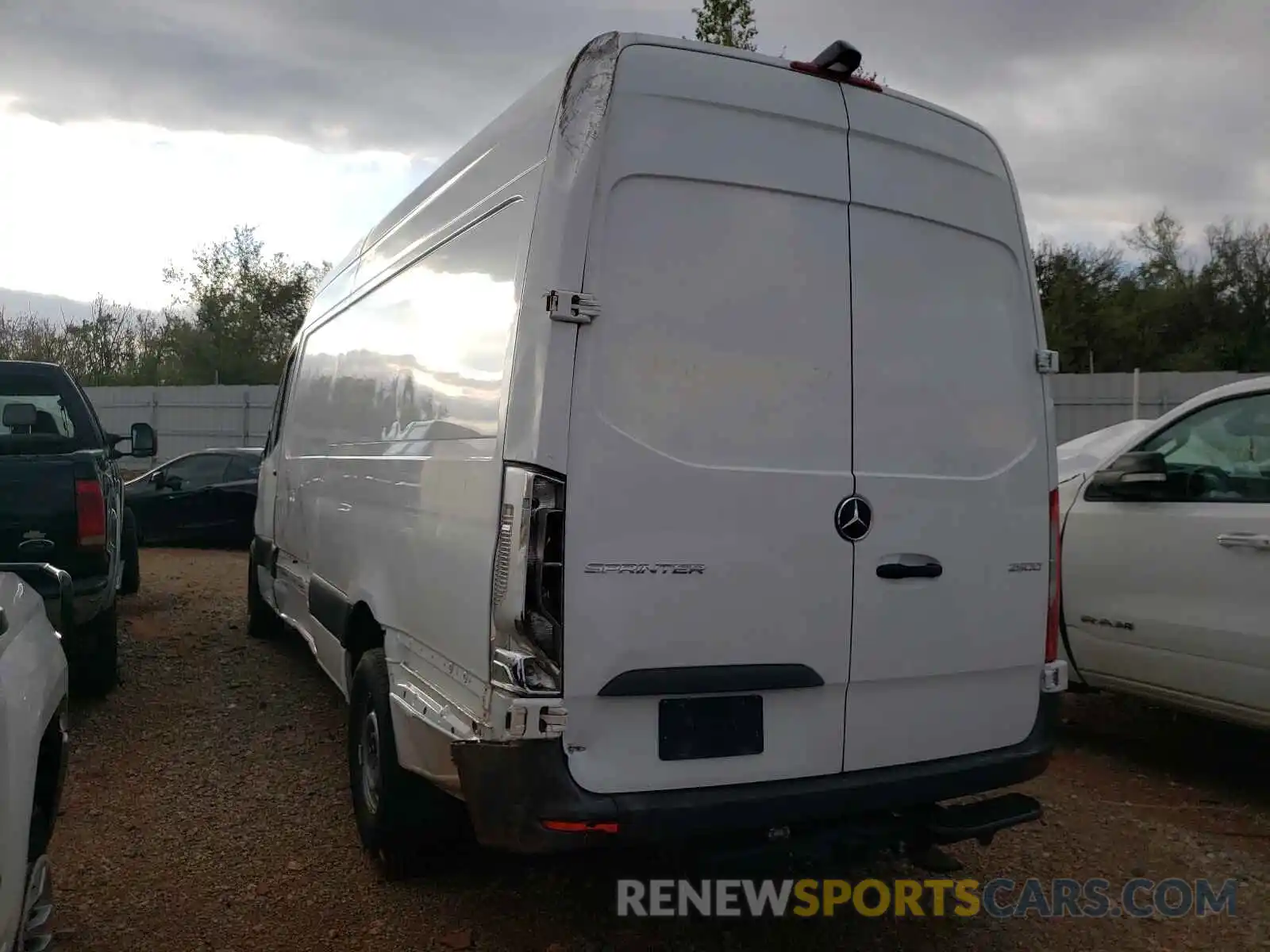 3 Фотография поврежденного автомобиля W1W40CHY6LT027420 MERCEDES-BENZ SPRINTER 2020