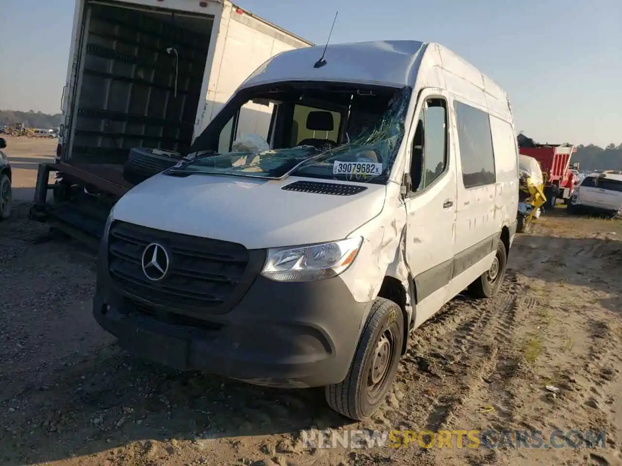 2 Фотография поврежденного автомобиля W1W4EBHY0LP256230 MERCEDES-BENZ SPRINTER 2020