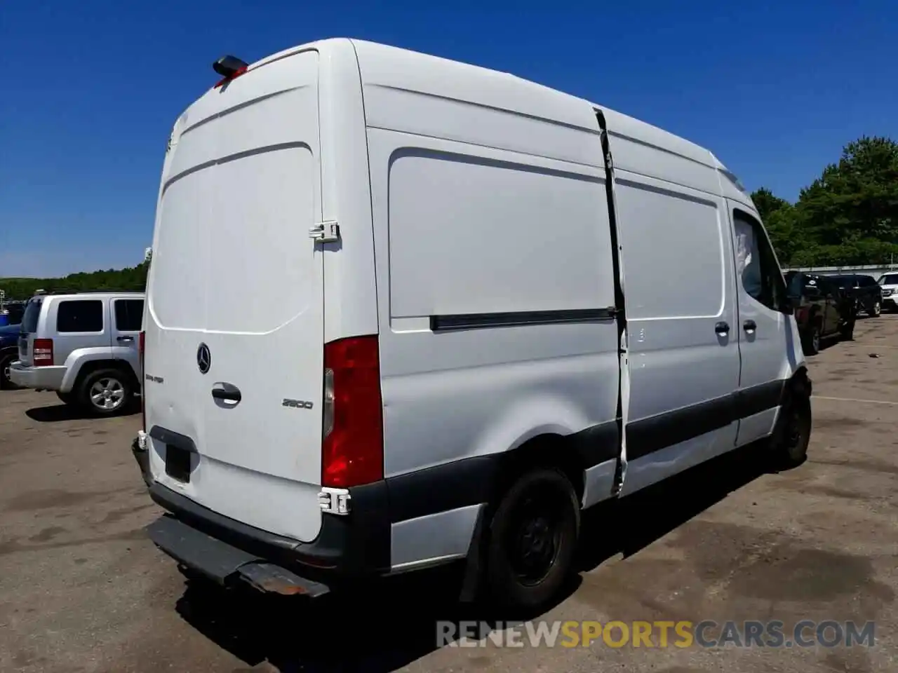 4 Photograph of a damaged car W1W4EBHY3LT029427 MERCEDES-BENZ SPRINTER 2020