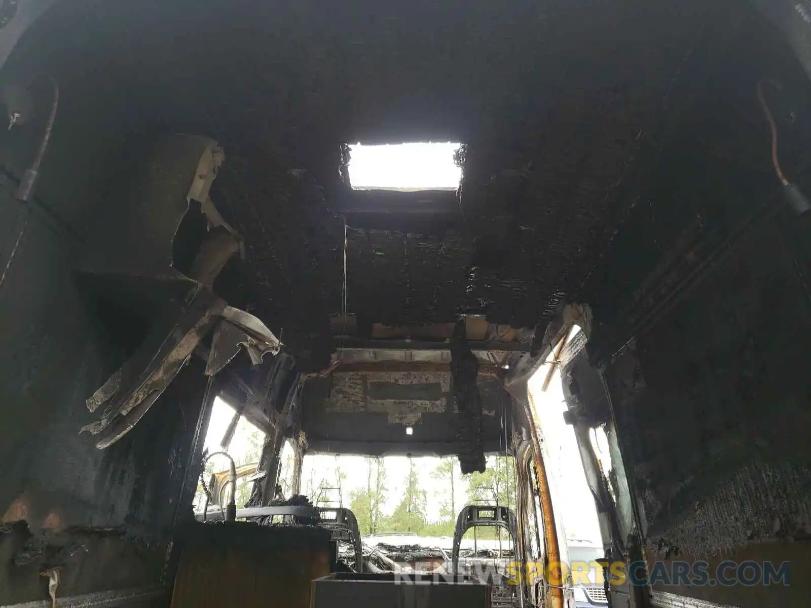 9 Photograph of a damaged car W1W4EBVY9LP266971 MERCEDES-BENZ SPRINTER 2020
