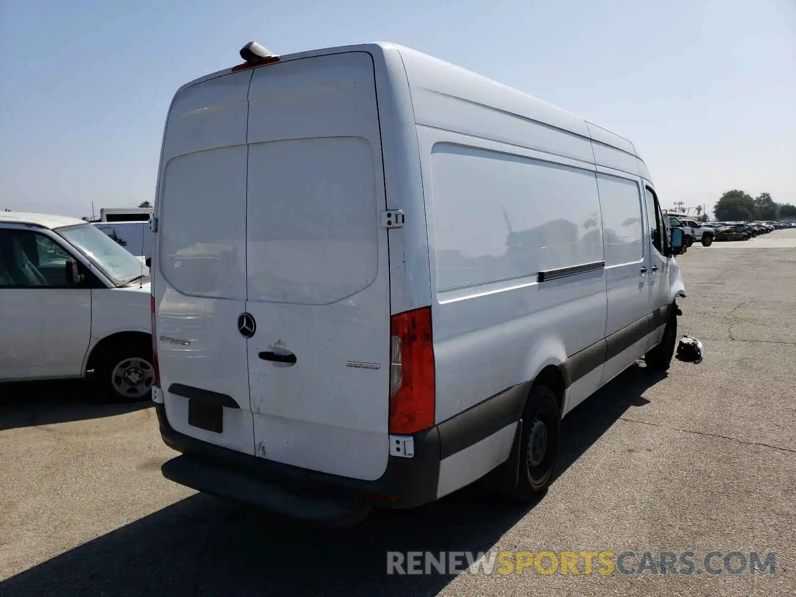 4 Фотография поврежденного автомобиля W1W4ECHY9LT043600 MERCEDES-BENZ SPRINTER 2020