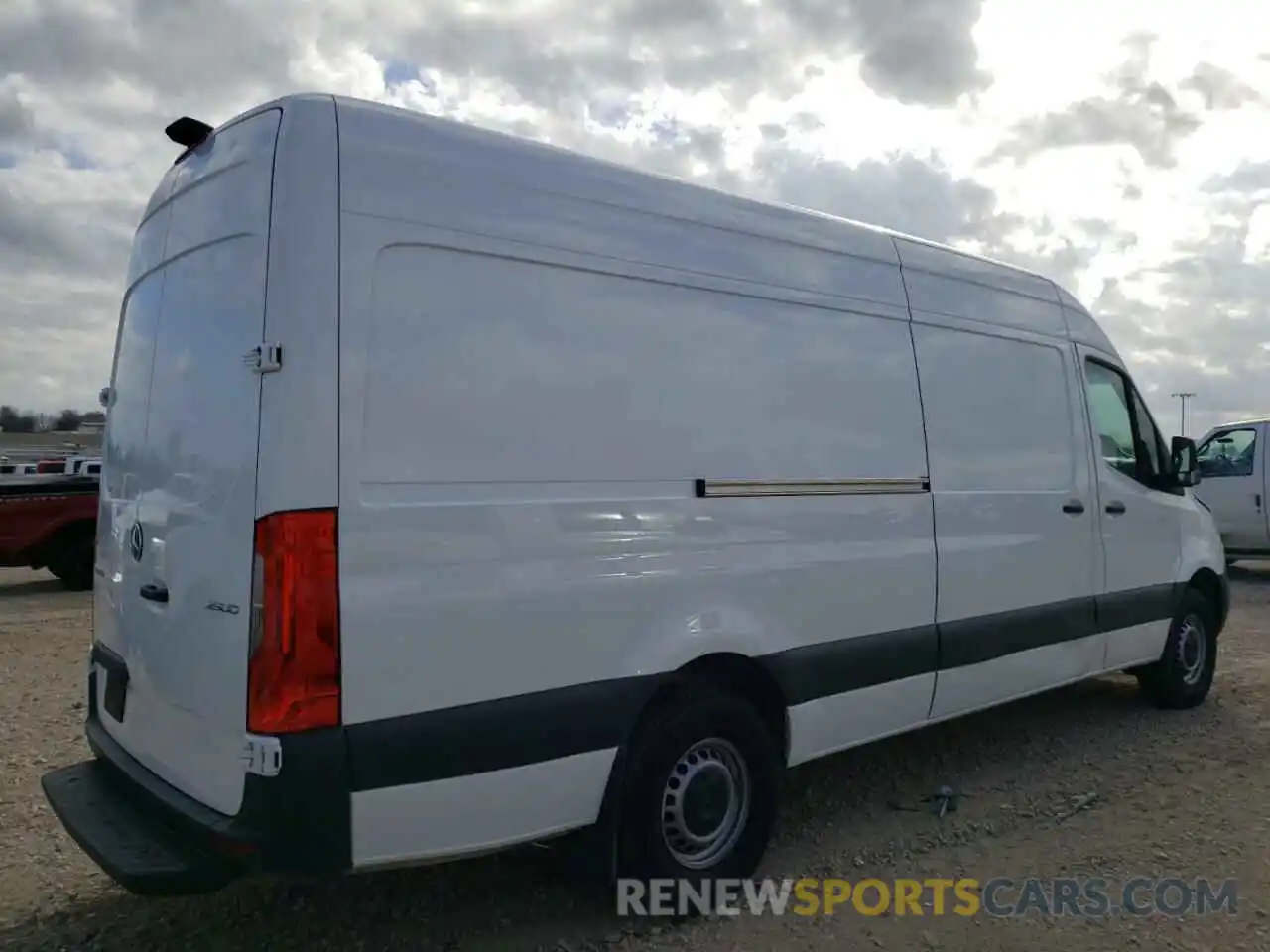 4 Photograph of a damaged car W1W4ECHYXLT037191 MERCEDES-BENZ SPRINTER 2020