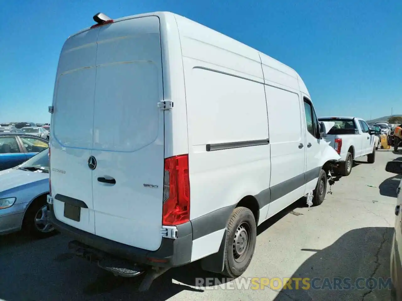 4 Photograph of a damaged car W1W70BGY9LT025301 MERCEDES-BENZ SPRINTER 2020