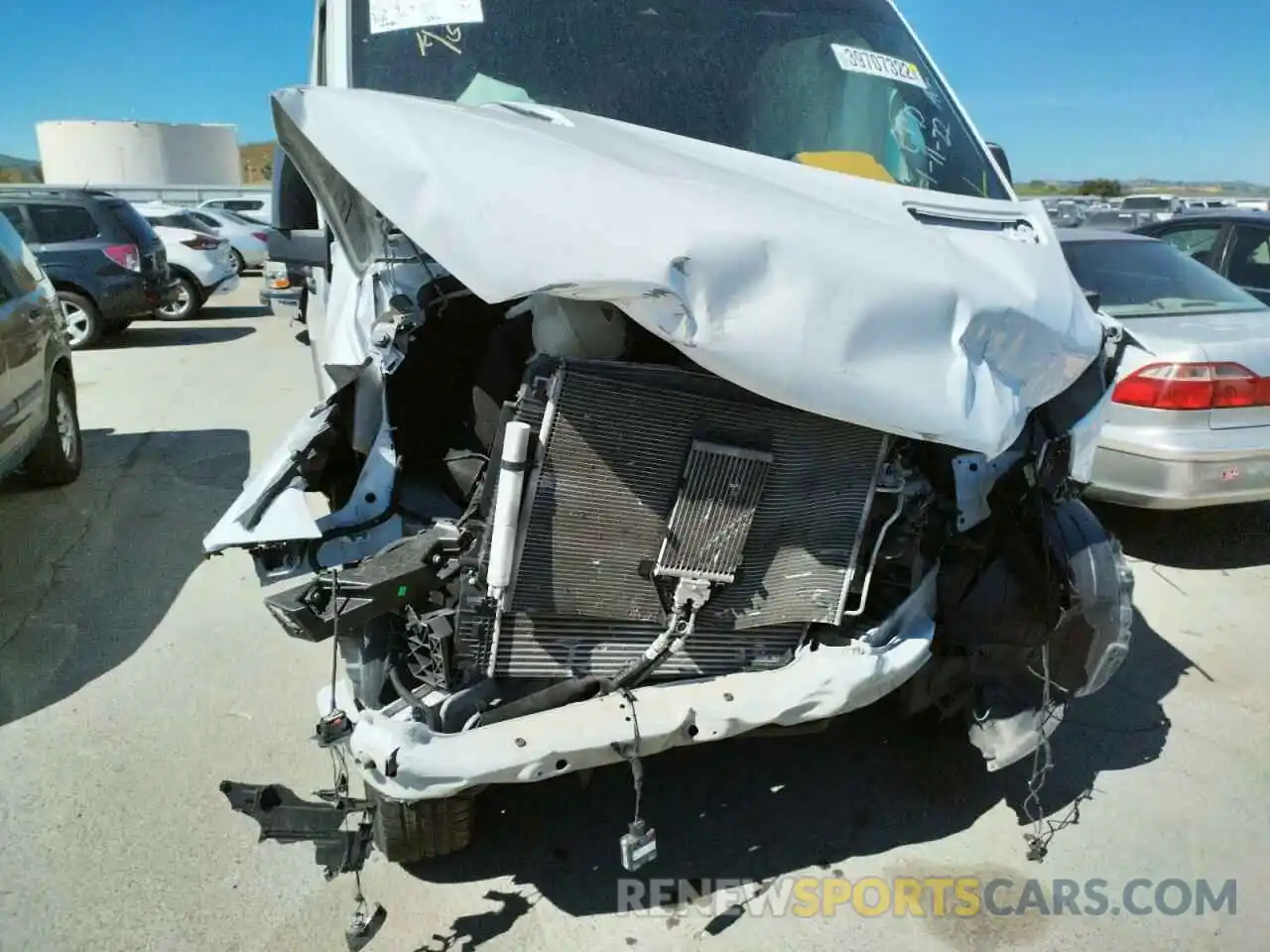 9 Photograph of a damaged car W1W70BGY9LT025301 MERCEDES-BENZ SPRINTER 2020