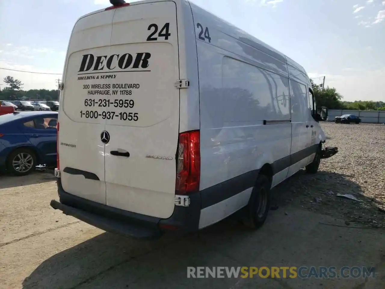 4 Photograph of a damaged car W1W8ED3YXLT020311 MERCEDES-BENZ SPRINTER 2020