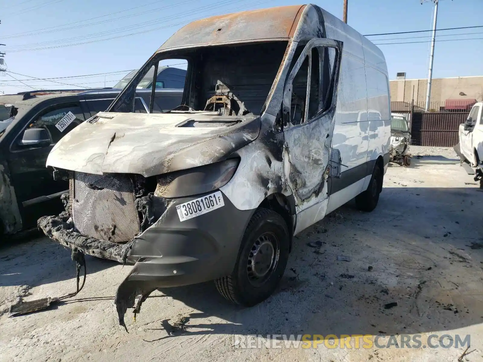 10 Photograph of a damaged car W1Y4EBHY4LP246971 MERCEDES-BENZ SPRINTER 2020