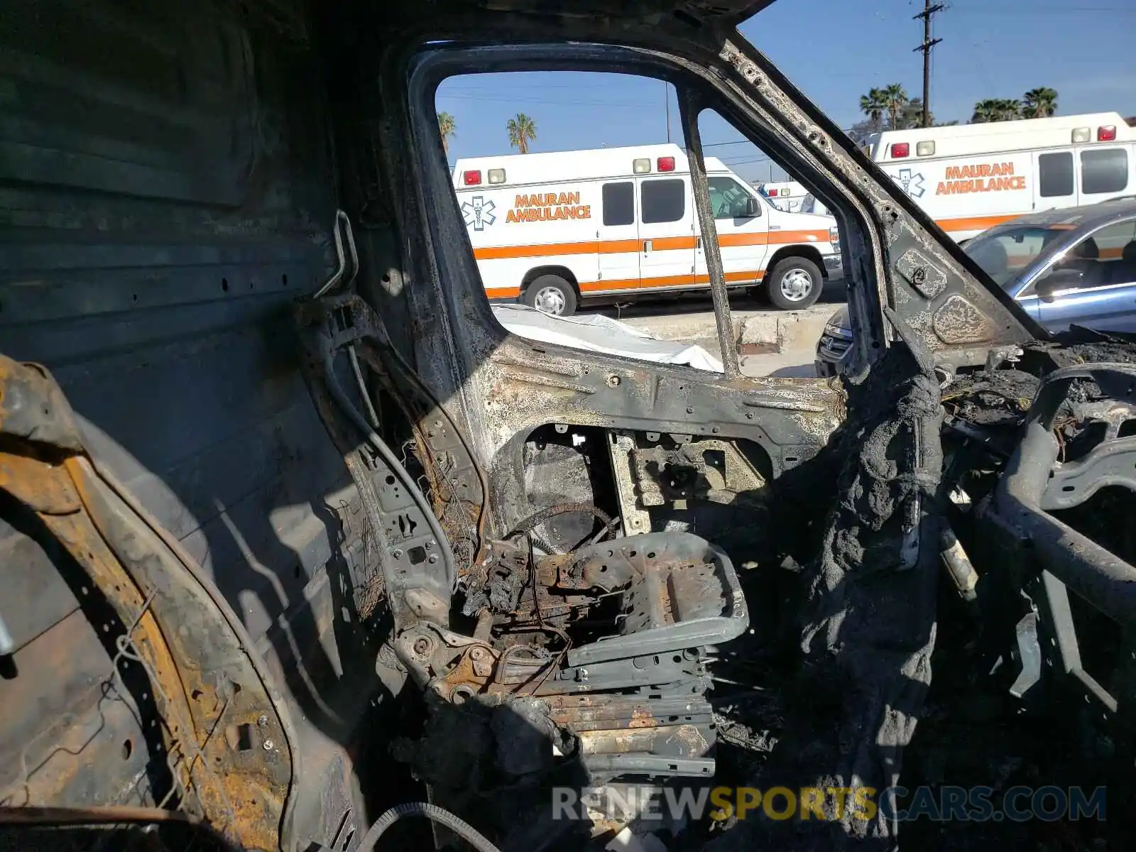 5 Photograph of a damaged car W1Y4EBHY4LP246971 MERCEDES-BENZ SPRINTER 2020