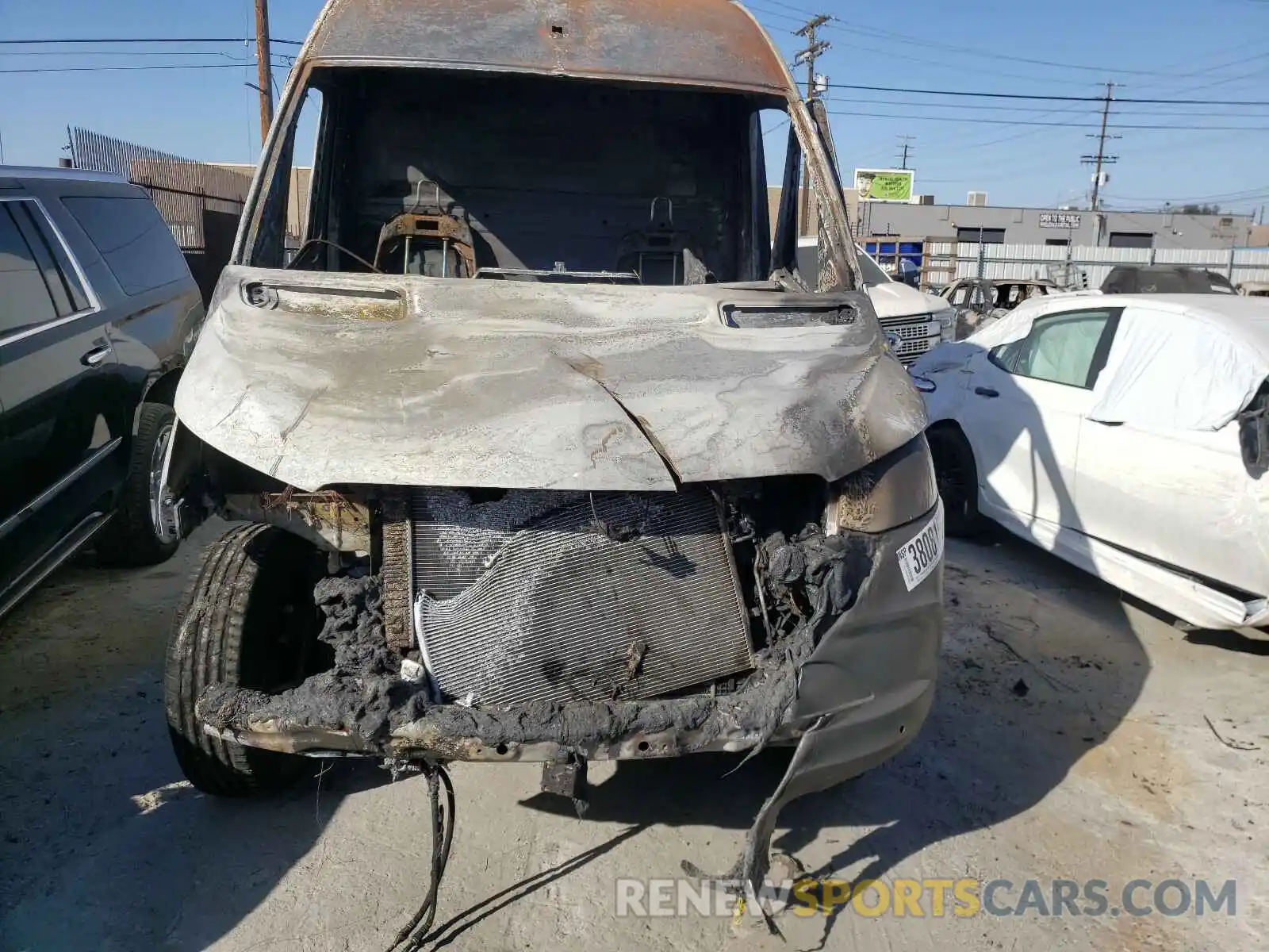 9 Photograph of a damaged car W1Y4EBHY4LP246971 MERCEDES-BENZ SPRINTER 2020