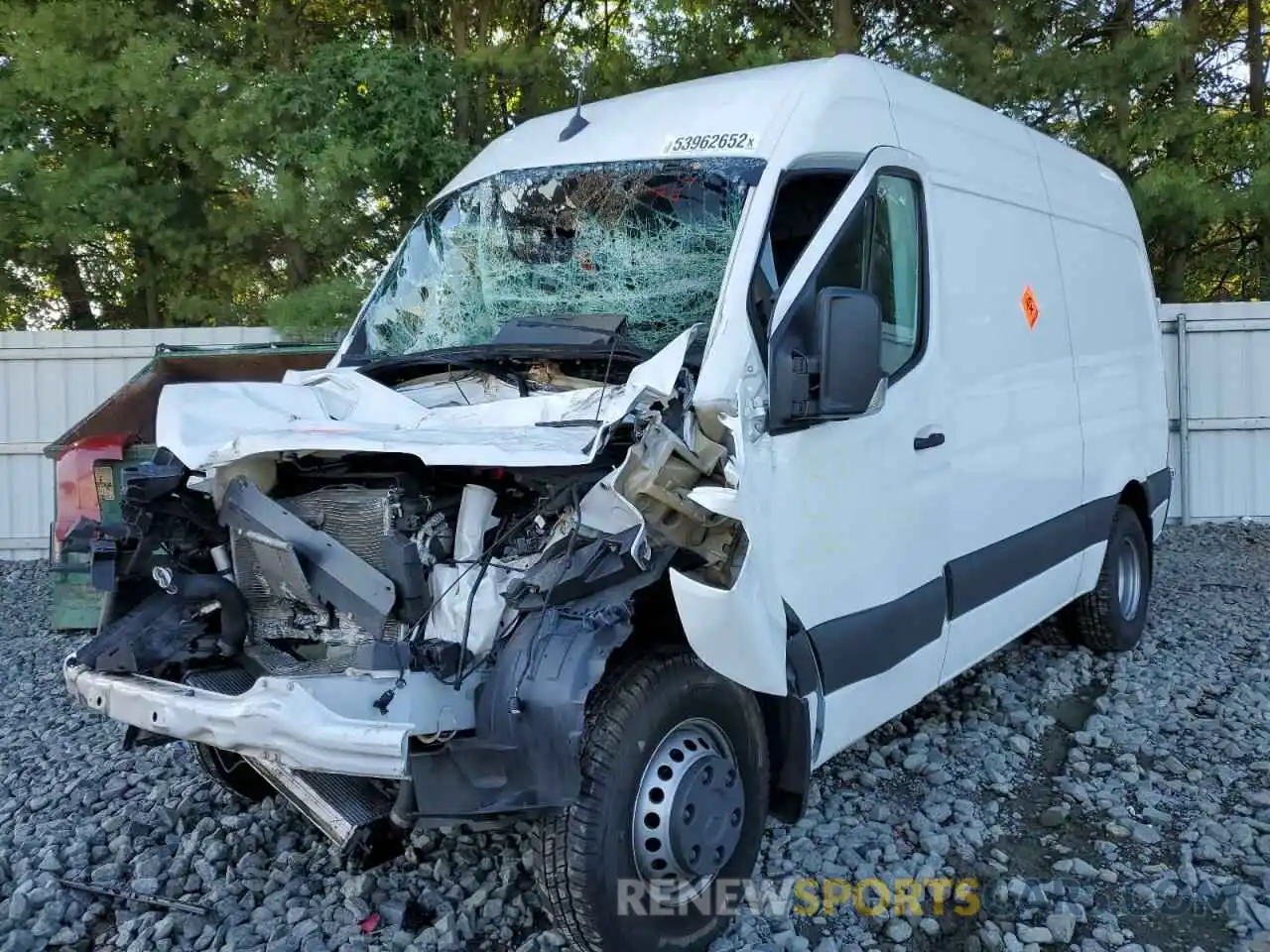 2 Photograph of a damaged car W1Y8EB3YXLP258745 MERCEDES-BENZ SPRINTER 2020