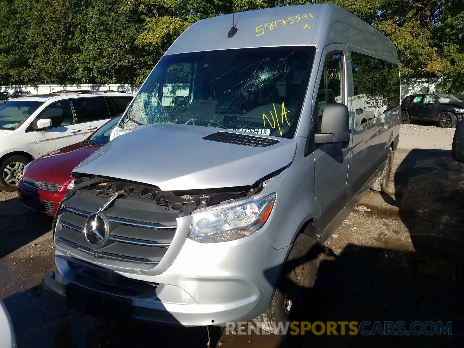 2 Photograph of a damaged car W1Z4EGHY2LT032268 MERCEDES-BENZ SPRINTER 2020