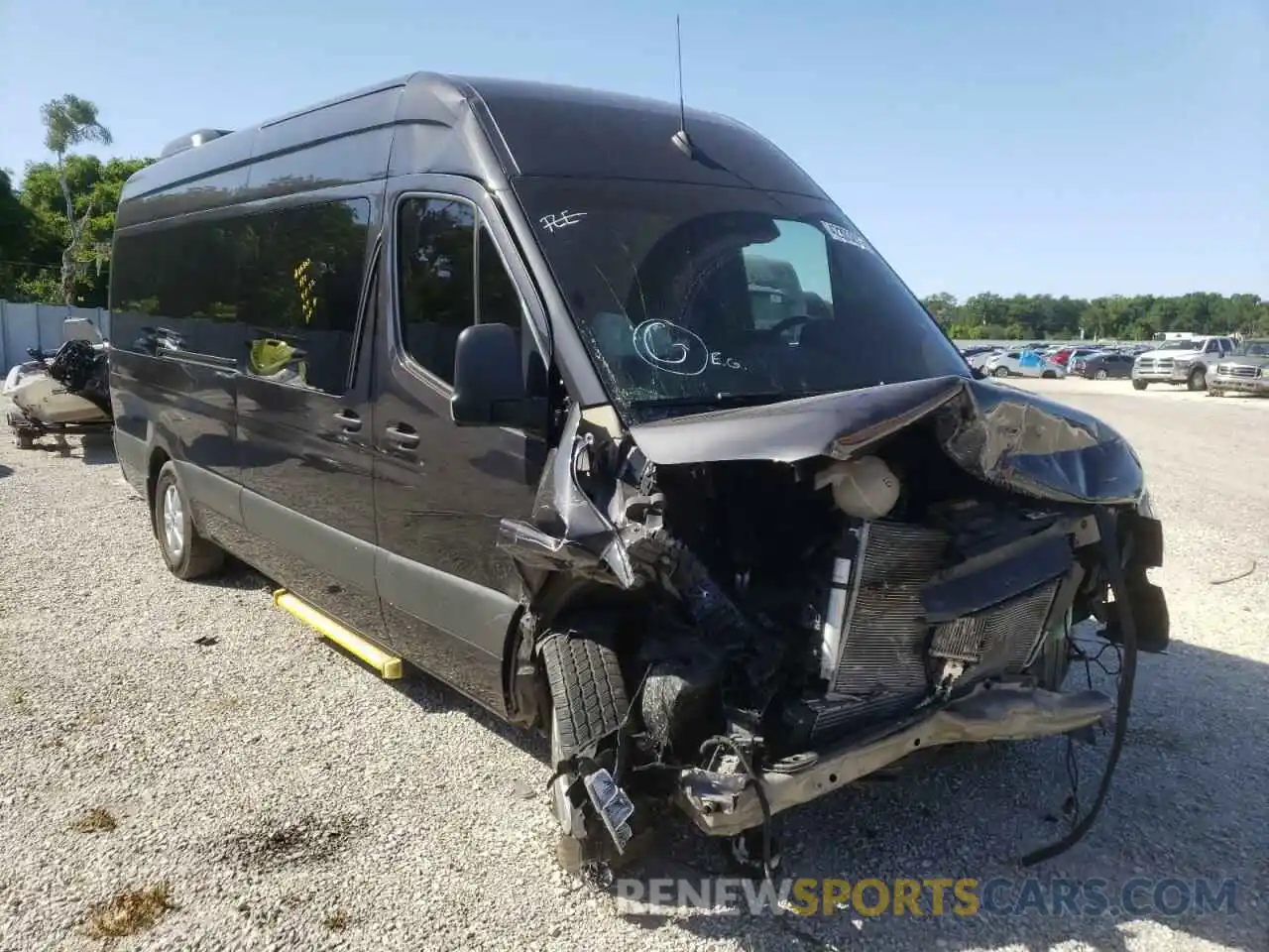 1 Photograph of a damaged car W1Z4EGHY9LT030176 MERCEDES-BENZ SPRINTER 2020