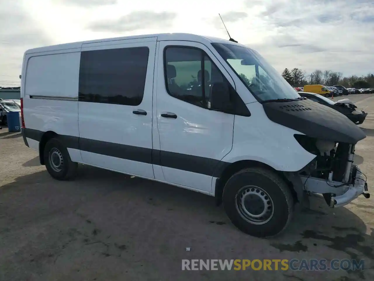 4 Фотография поврежденного автомобиля W1W40BHY3MT049354 MERCEDES-BENZ SPRINTER 2021