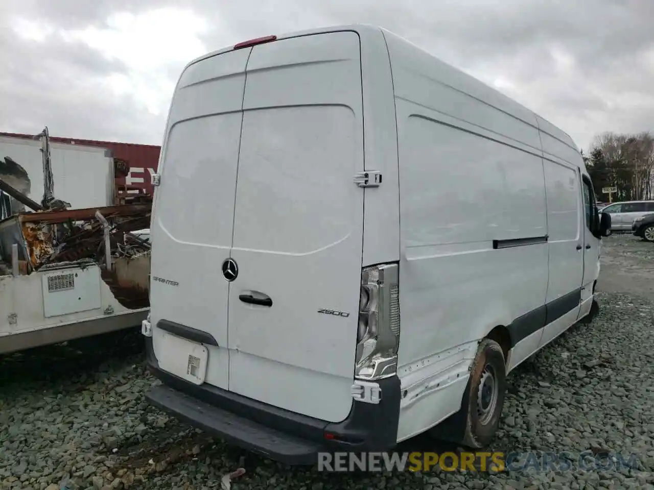 4 Photograph of a damaged car W1W40CHY2MT053031 MERCEDES-BENZ SPRINTER 2021