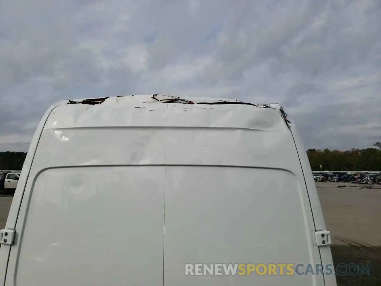 9 Photograph of a damaged car W1W4DCHY0MT050617 MERCEDES-BENZ SPRINTER 2021