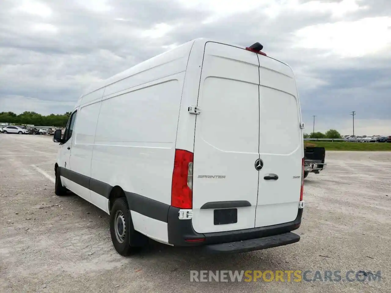 3 Photograph of a damaged car W1W4DCHY1MT045104 MERCEDES-BENZ SPRINTER 2021