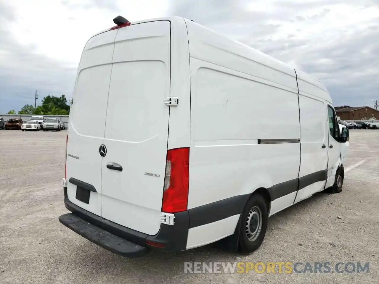 4 Photograph of a damaged car W1W4DCHY1MT045104 MERCEDES-BENZ SPRINTER 2021