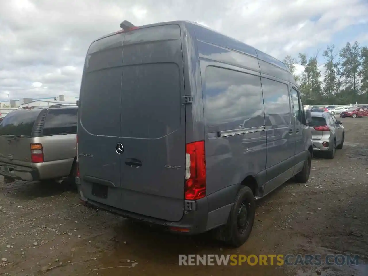 4 Photograph of a damaged car W1Y4DBHY7MT049126 MERCEDES-BENZ SPRINTER 2021