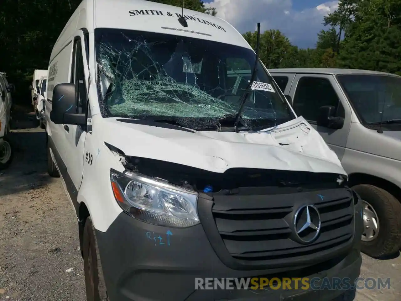 9 Photograph of a damaged car W1Y4DCHY1MT050715 MERCEDES-BENZ SPRINTER 2021