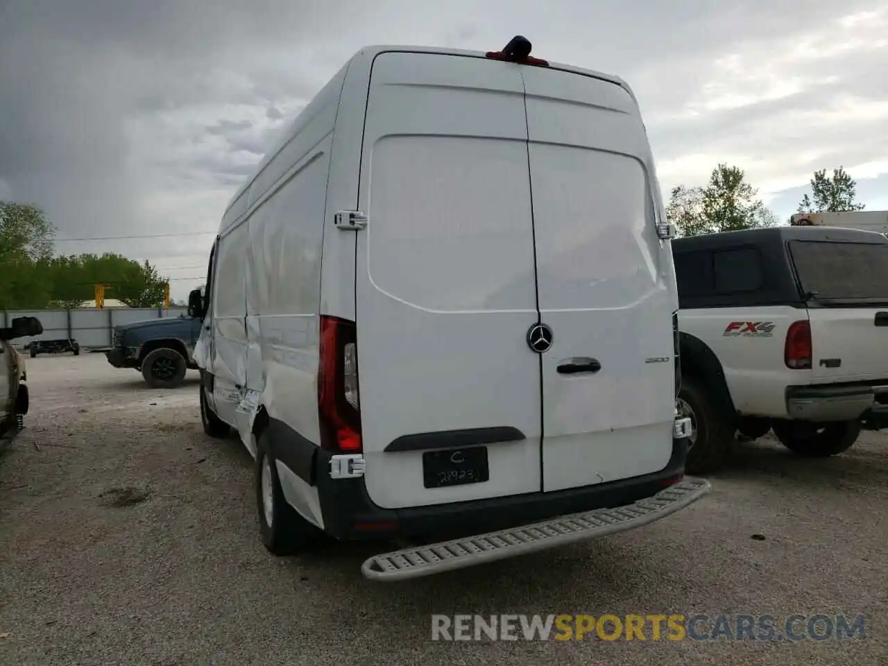 3 Photograph of a damaged car W1Y4DCHY1MT064372 MERCEDES-BENZ SPRINTER 2021