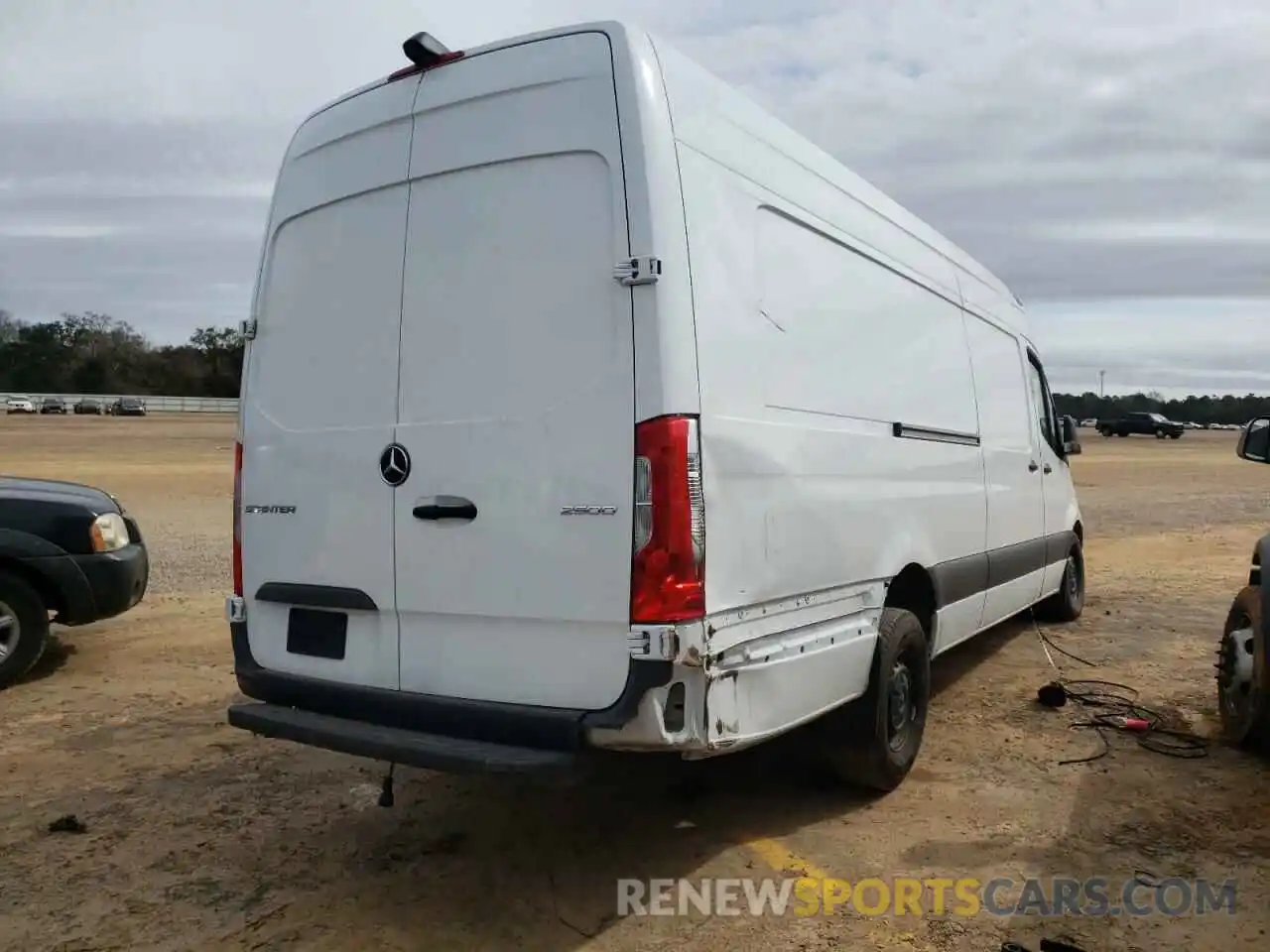 4 Photograph of a damaged car W1Y4EDHY4MT058777 MERCEDES-BENZ SPRINTER 2021