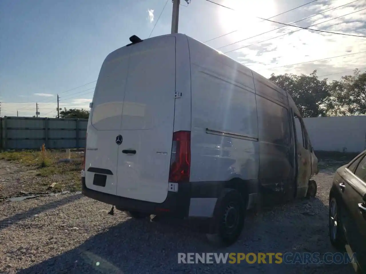 4 Photograph of a damaged car W1Y70BGY5MT053637 MERCEDES-BENZ SPRINTER 2021