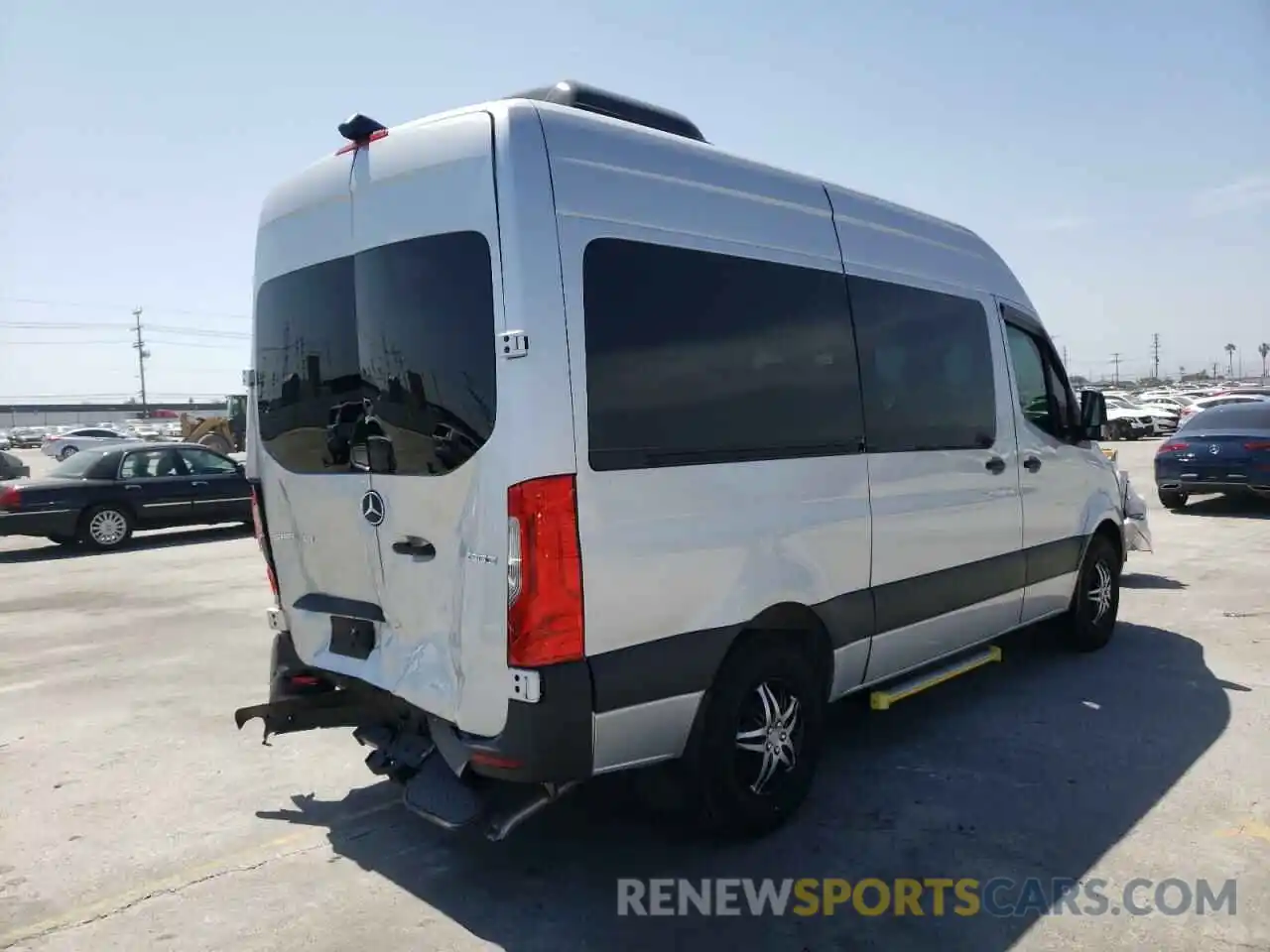 4 Фотография поврежденного автомобиля W1Z4EFHY9MT061620 MERCEDES-BENZ SPRINTER 2021