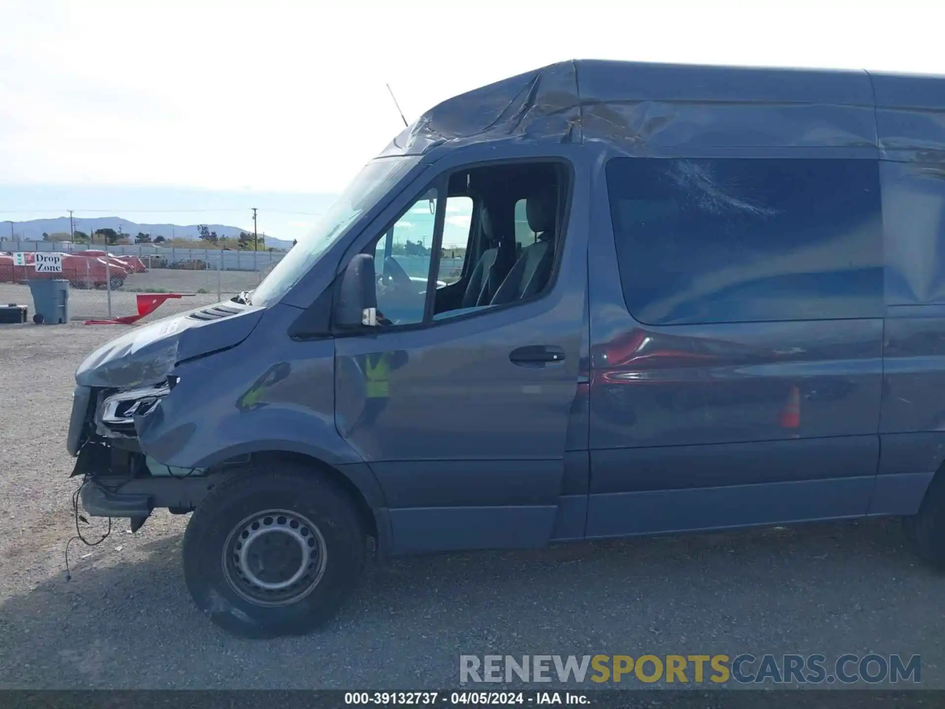 6 Photograph of a damaged car W1W40BHY9PT126684 MERCEDES-BENZ SPRINTER 2023