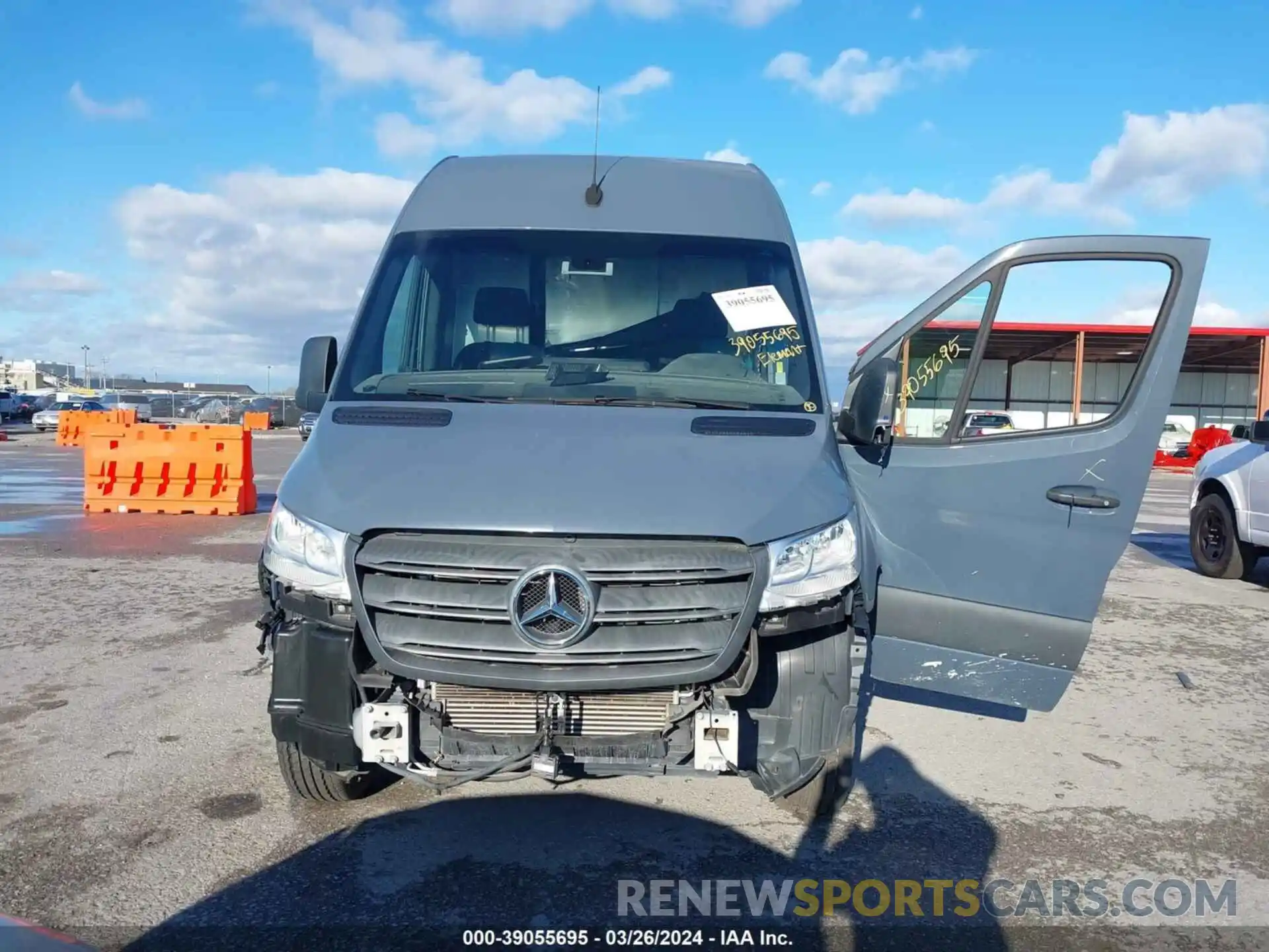 12 Photograph of a damaged car WD4PF0CD2KP103612 MERCEDES-BENZ SPRINTER 2500 2019