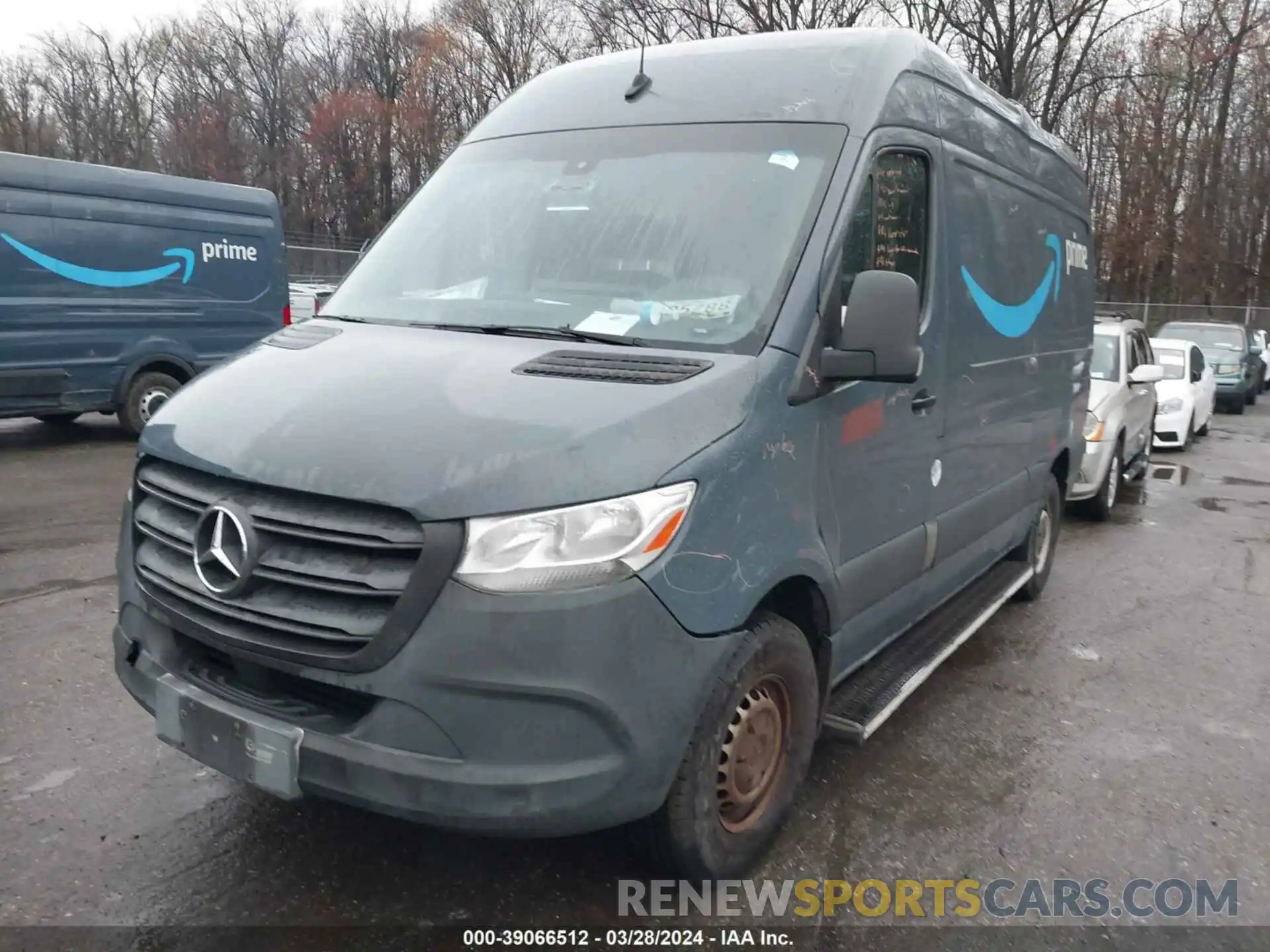 2 Photograph of a damaged car WD4PF0CD4KP043932 MERCEDES-BENZ SPRINTER 2500 2019