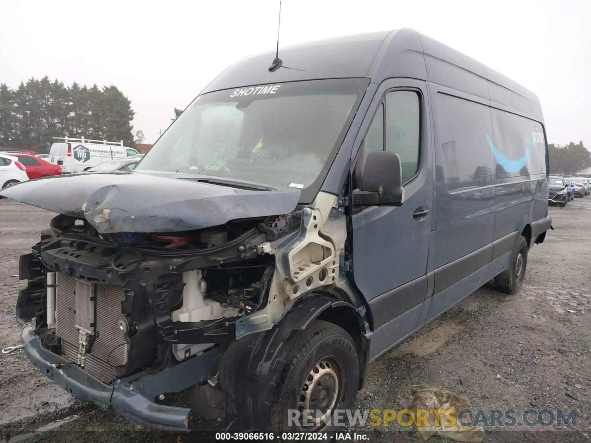 2 Photograph of a damaged car WD4PF1CD1KP129673 MERCEDES-BENZ SPRINTER 2500 2019