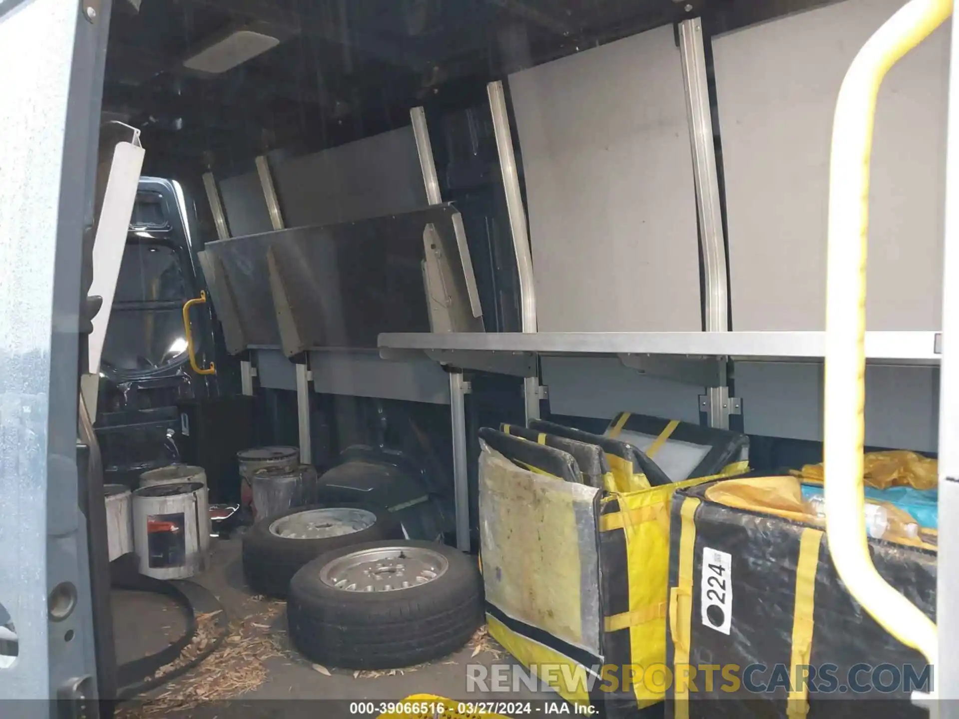 8 Photograph of a damaged car WD4PF1CD1KP129673 MERCEDES-BENZ SPRINTER 2500 2019