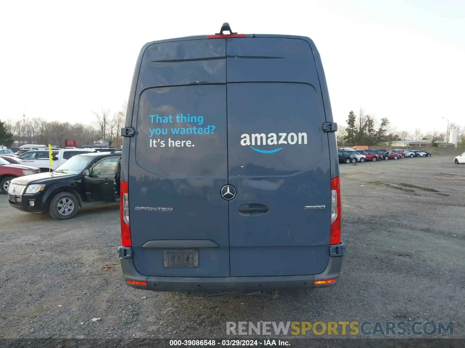 17 Photograph of a damaged car WD4PF1CD1KT011582 MERCEDES-BENZ SPRINTER 2500 2019