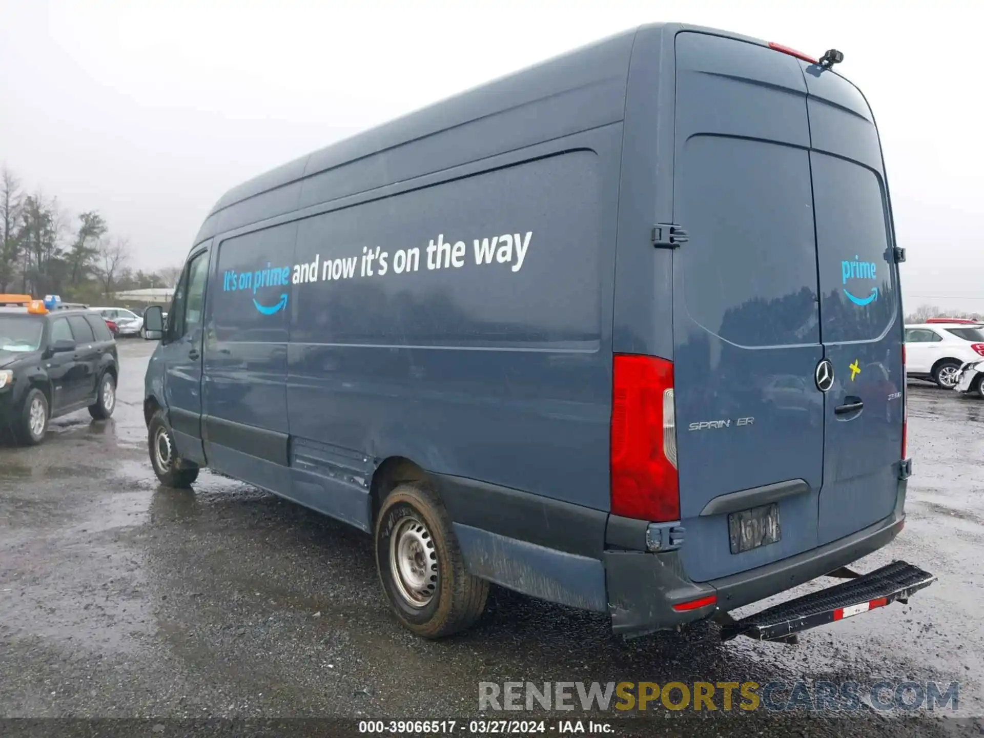 3 Photograph of a damaged car WD4PF1CD4KP139341 MERCEDES-BENZ SPRINTER 2500 2019