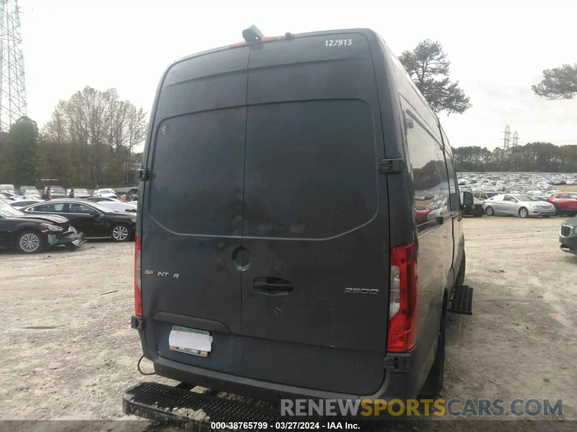 15 Photograph of a damaged car WD4PF1CD6KP111802 MERCEDES-BENZ SPRINTER 2500 2019