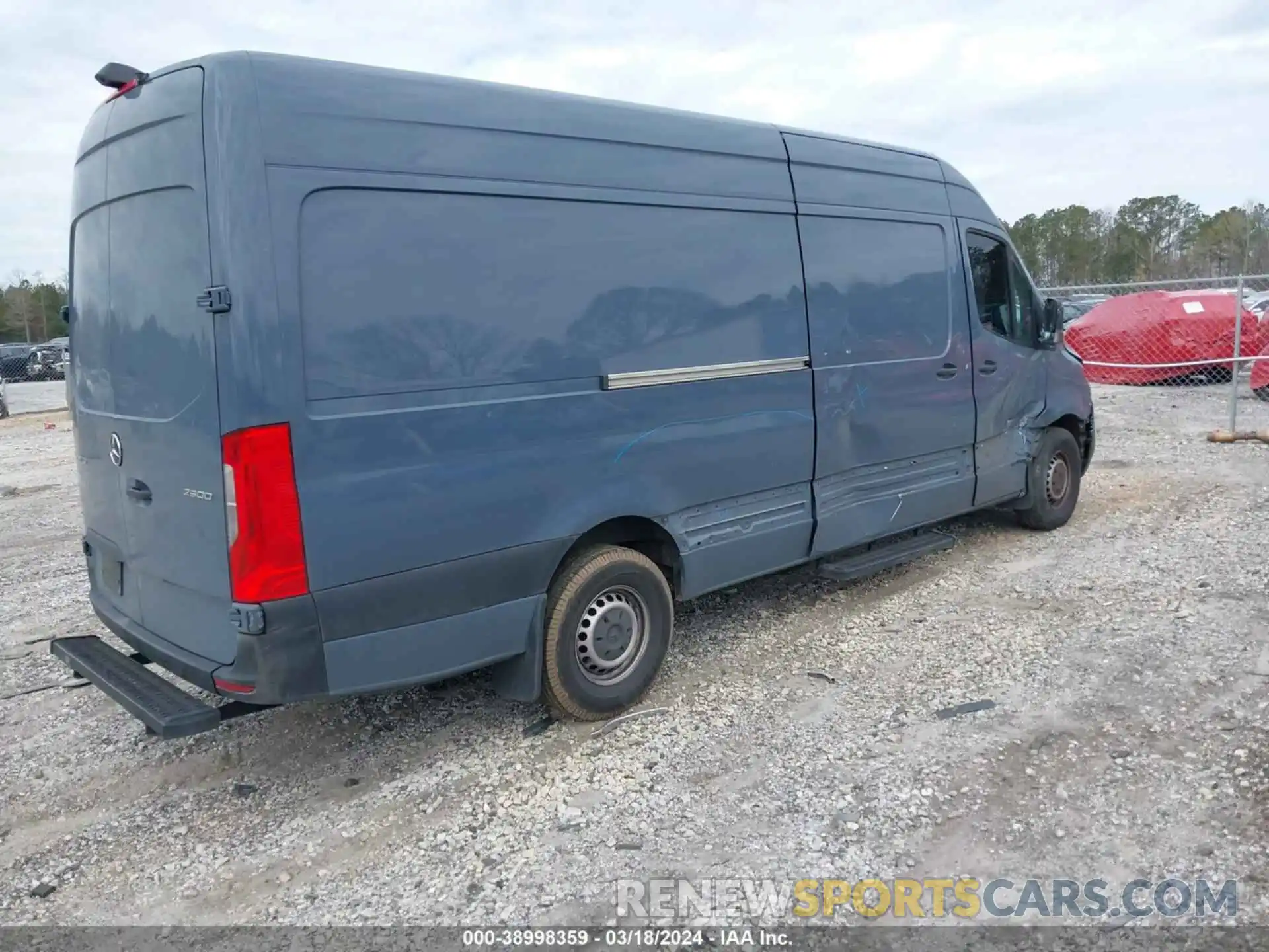 4 Фотография поврежденного автомобиля WD4PF1CDXKP114461 MERCEDES-BENZ SPRINTER 2500 2019