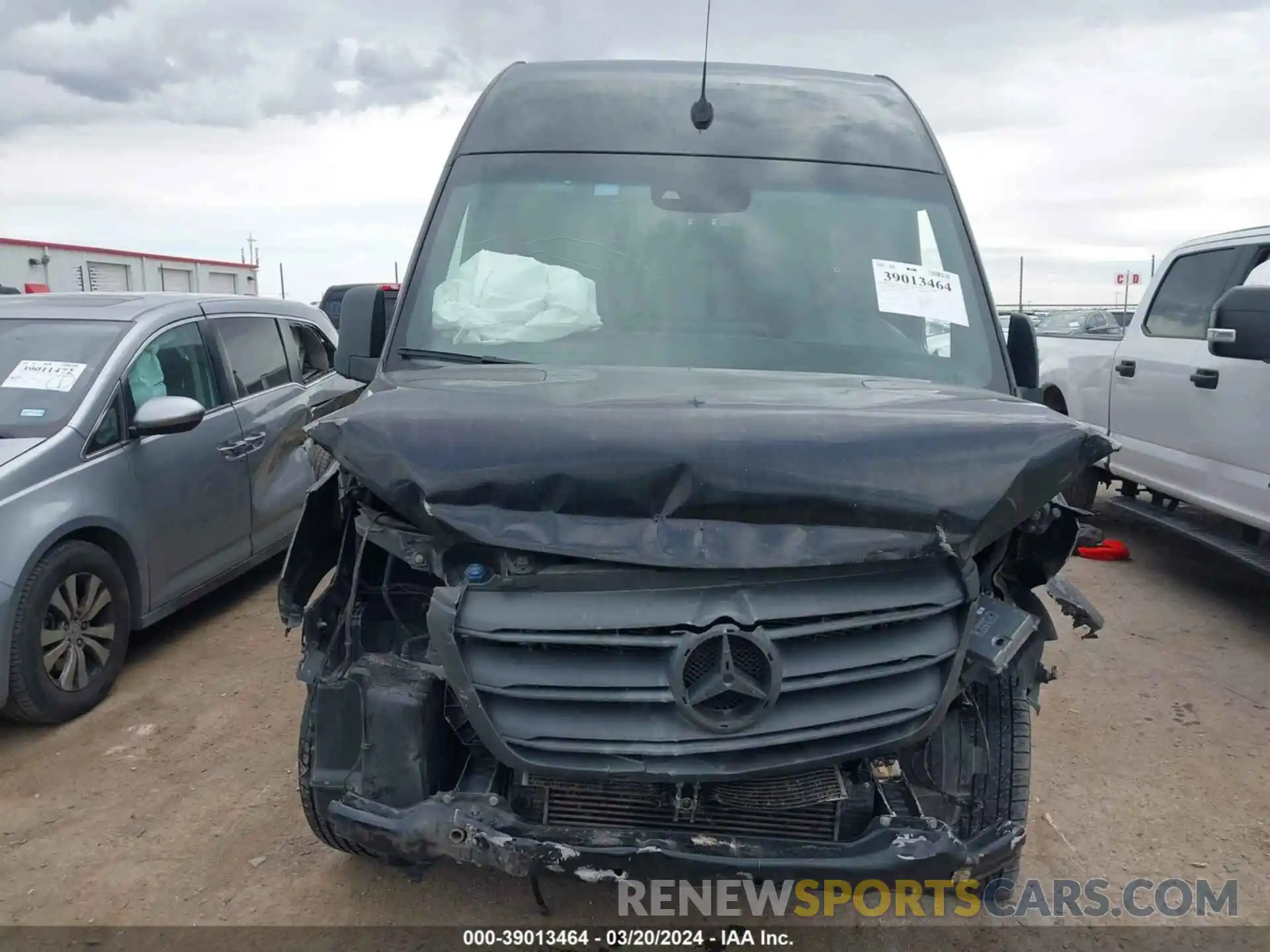 12 Photograph of a damaged car W1W4EDHY1LP208022 MERCEDES-BENZ SPRINTER 2500 2020