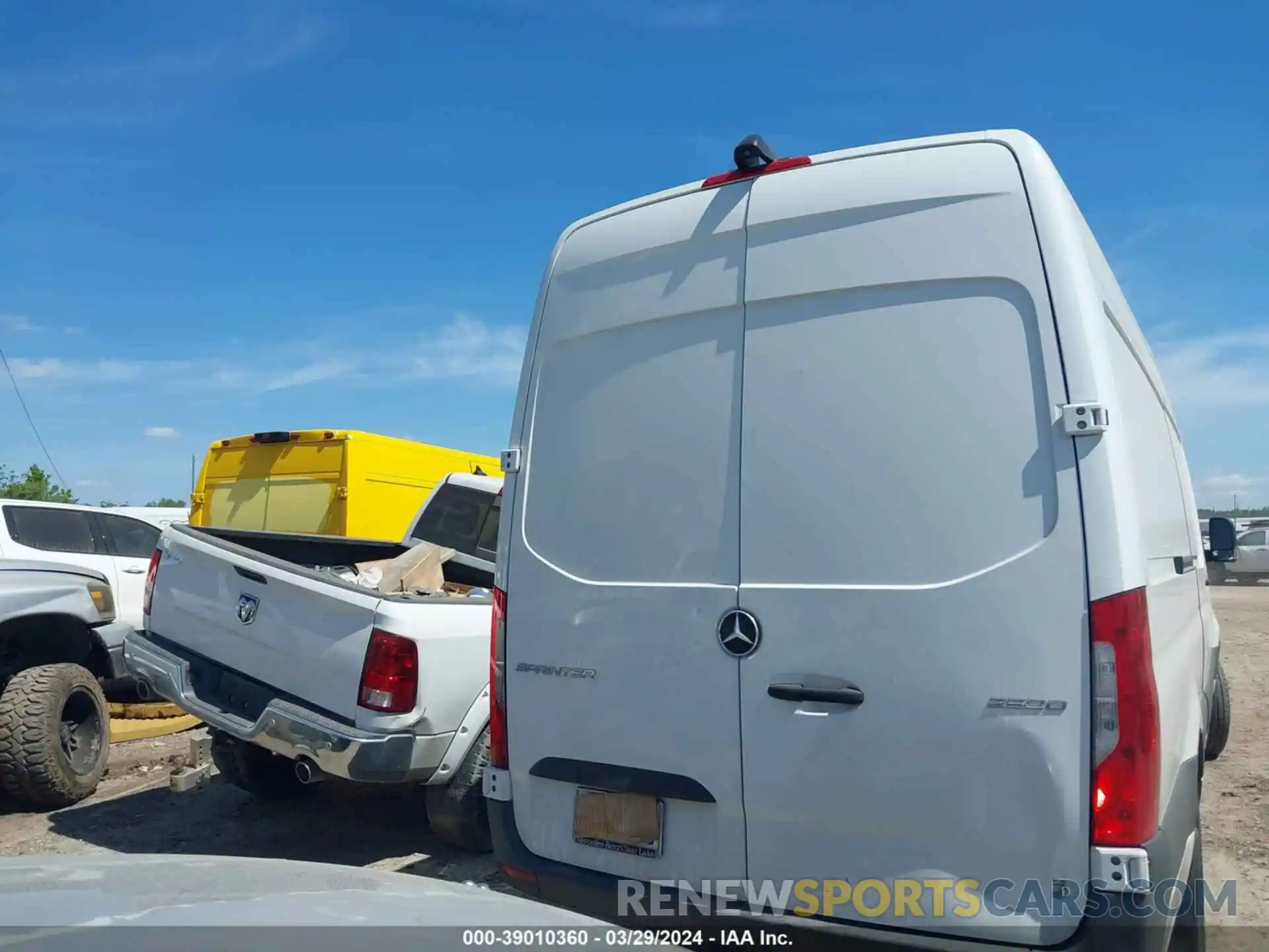 16 Photograph of a damaged car W1W4DCHY4MT048269 MERCEDES-BENZ SPRINTER 2500 2021