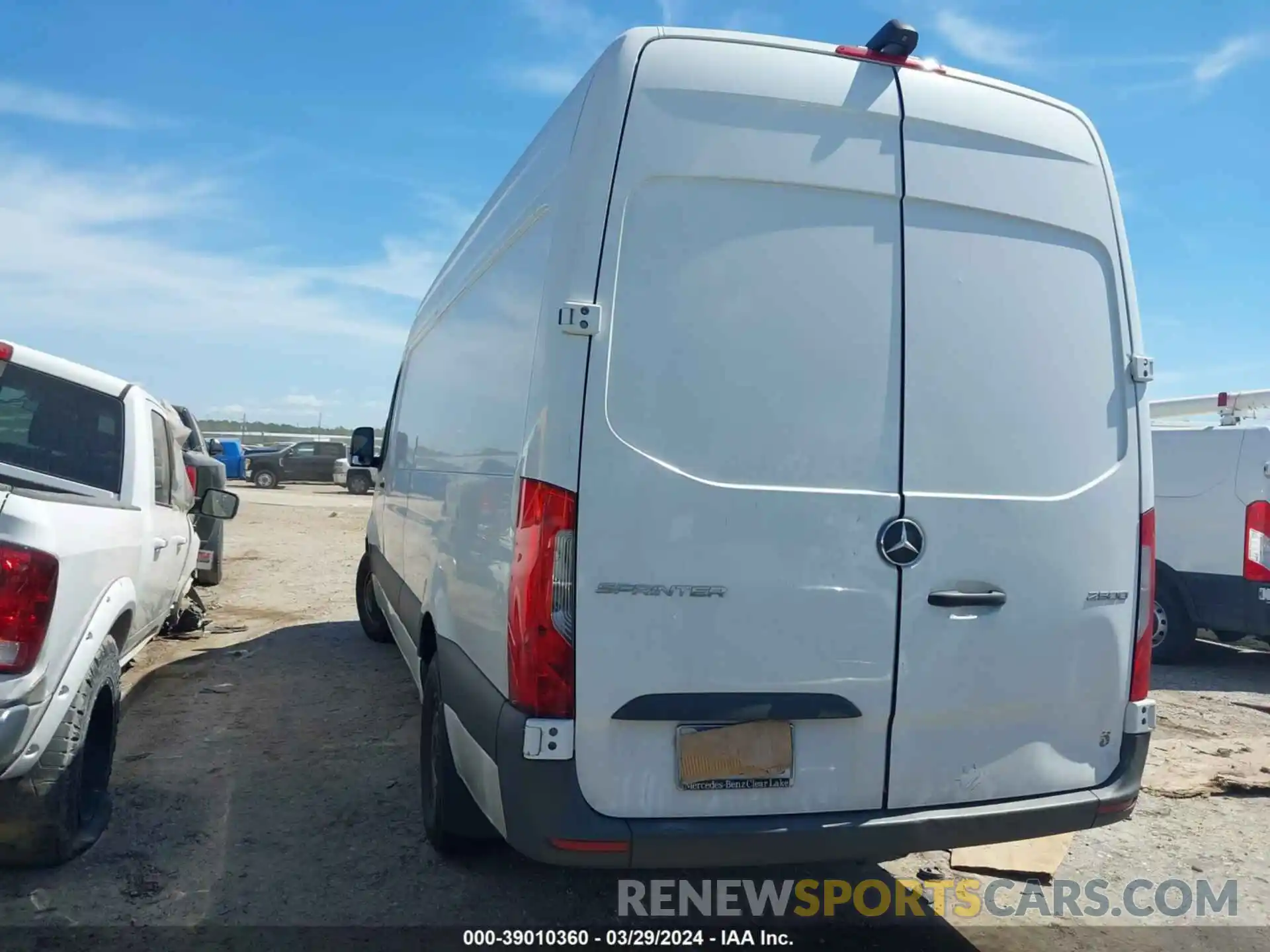 3 Photograph of a damaged car W1W4DCHY4MT048269 MERCEDES-BENZ SPRINTER 2500 2021