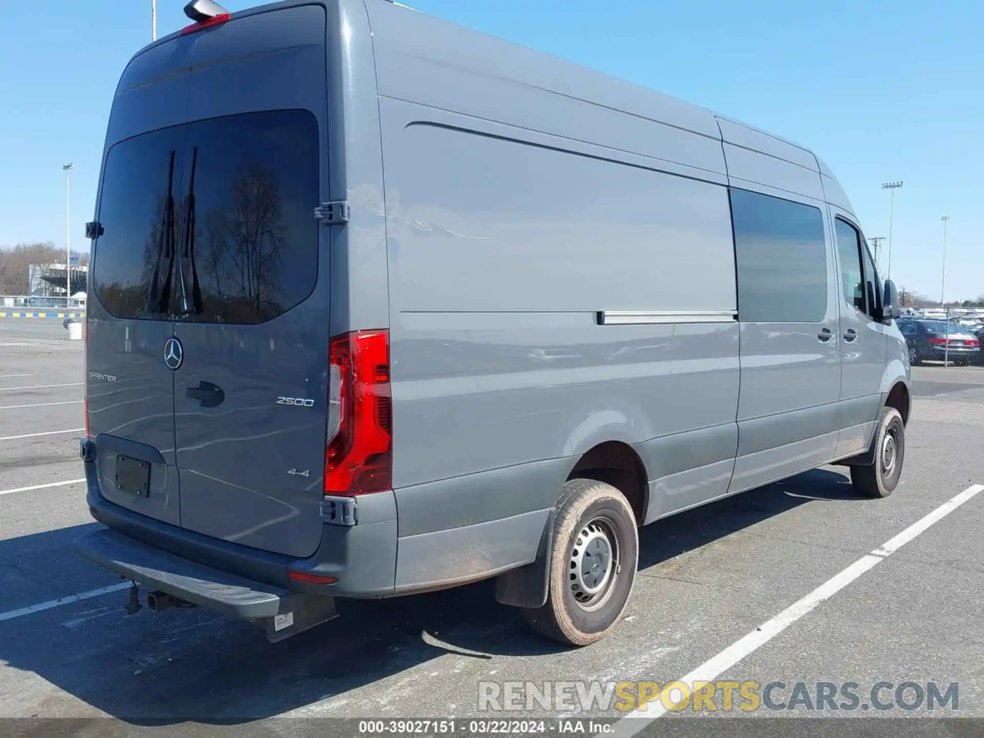 4 Photograph of a damaged car W1W4ECVY4MT068989 MERCEDES-BENZ SPRINTER 2500 2021