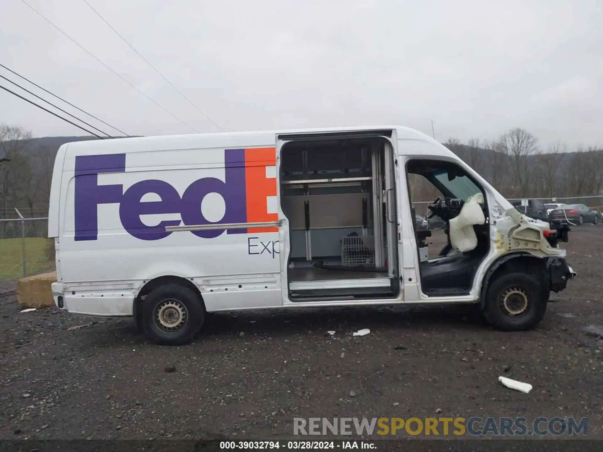 12 Photograph of a damaged car W1Y4DCHY8NT091862 MERCEDES-BENZ SPRINTER 2500 2022