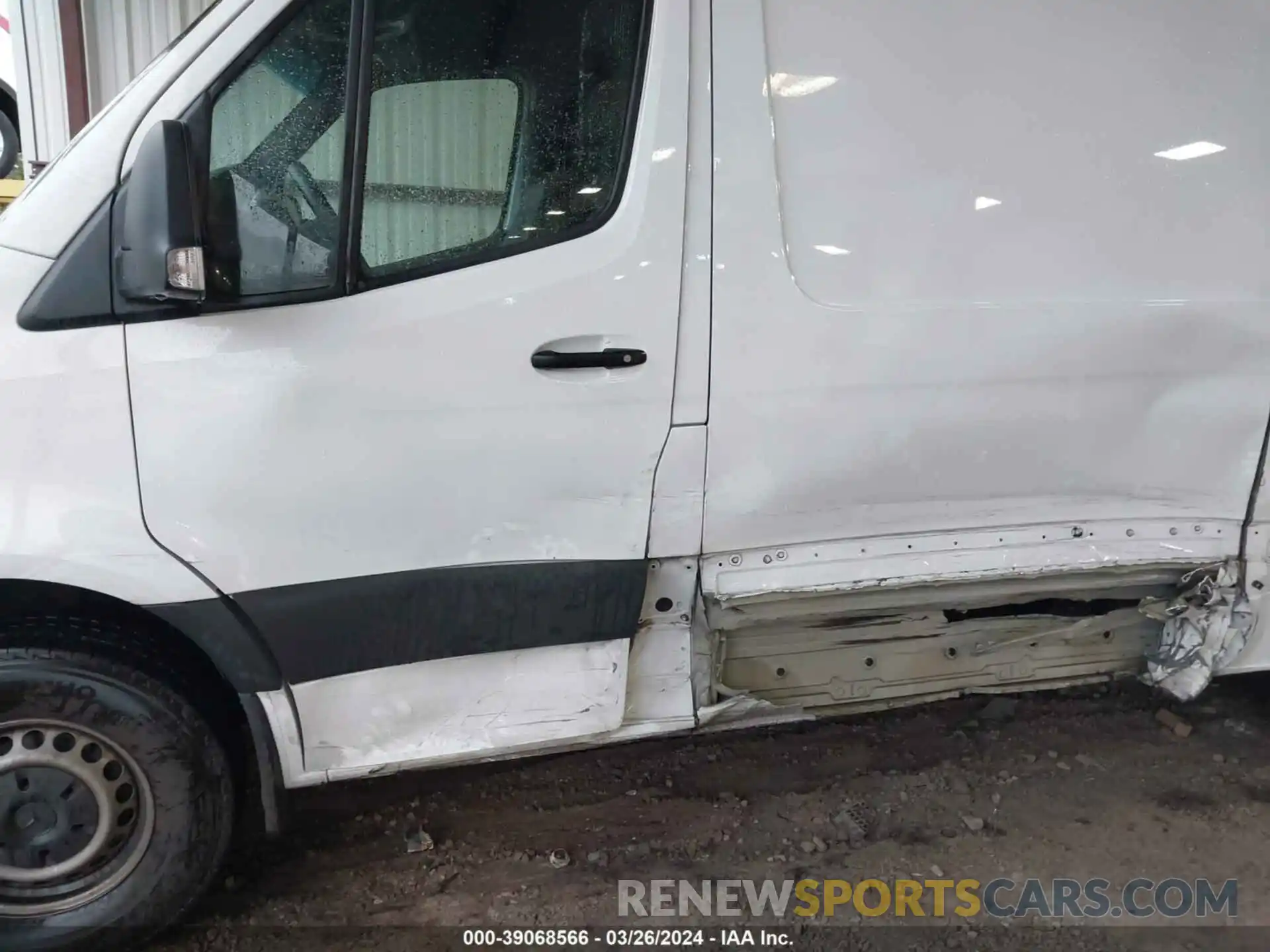 6 Photograph of a damaged car W1Y4EBHYXNT118423 MERCEDES-BENZ SPRINTER 2500 2022