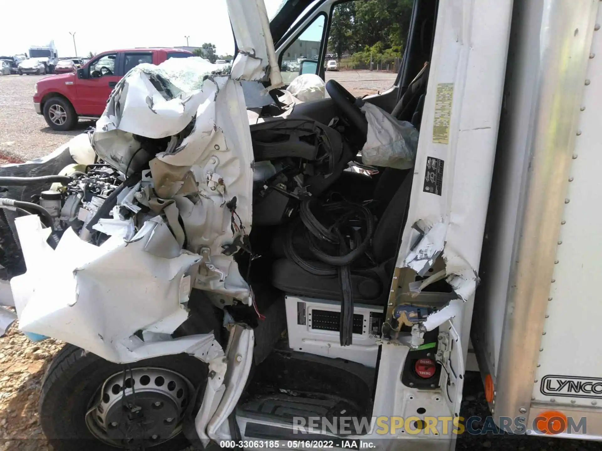 12 Photograph of a damaged car WDAPF4CD4KN017346 MERCEDES-BENZ SPRINTER 3500/4500 2019