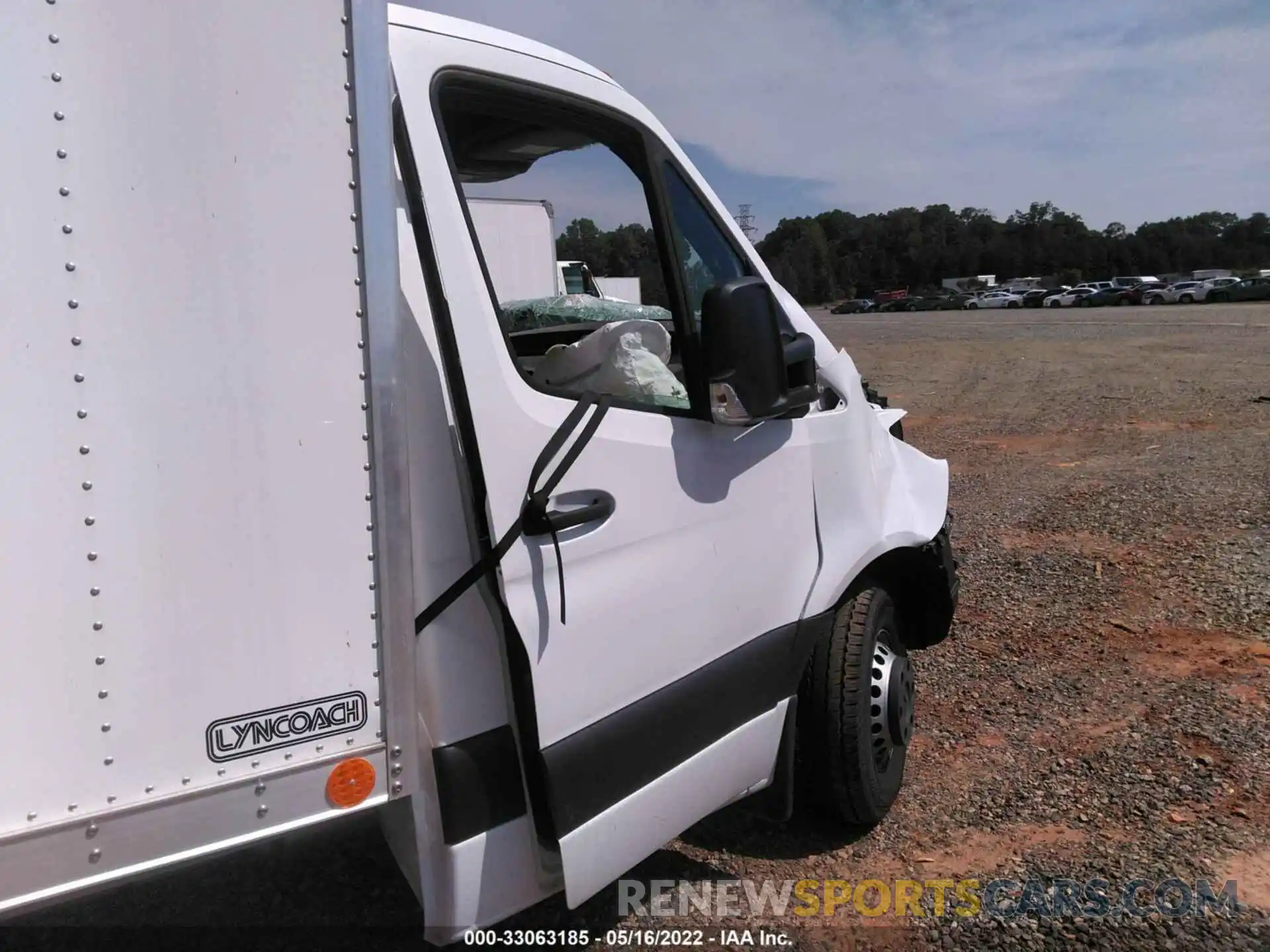 13 Photograph of a damaged car WDAPF4CD4KN017346 MERCEDES-BENZ SPRINTER 3500/4500 2019