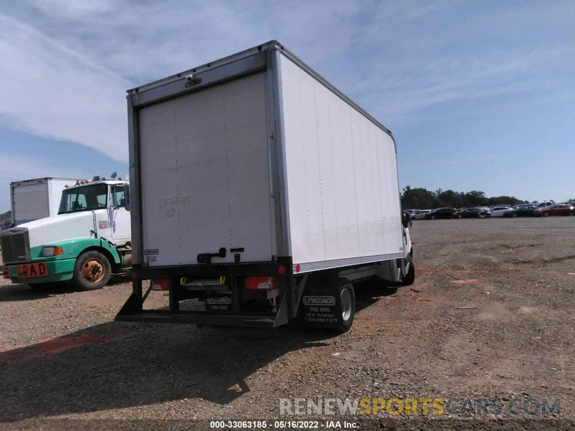 4 Photograph of a damaged car WDAPF4CD4KN017346 MERCEDES-BENZ SPRINTER 3500/4500 2019