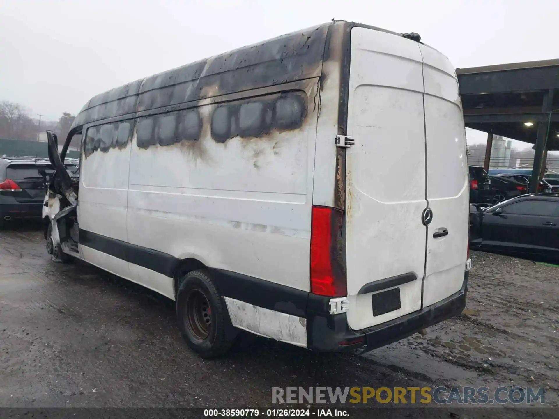 3 Фотография поврежденного автомобиля WD3PF4CD9KP029214 MERCEDES-BENZ SPRINTER 3500XD 2019