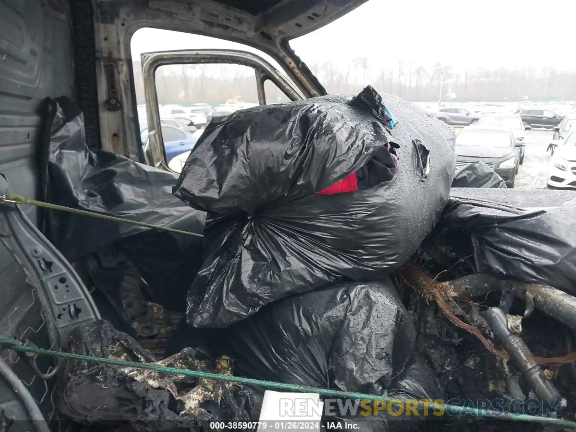 5 Photograph of a damaged car WD3PF4CD9KP029214 MERCEDES-BENZ SPRINTER 3500XD 2019